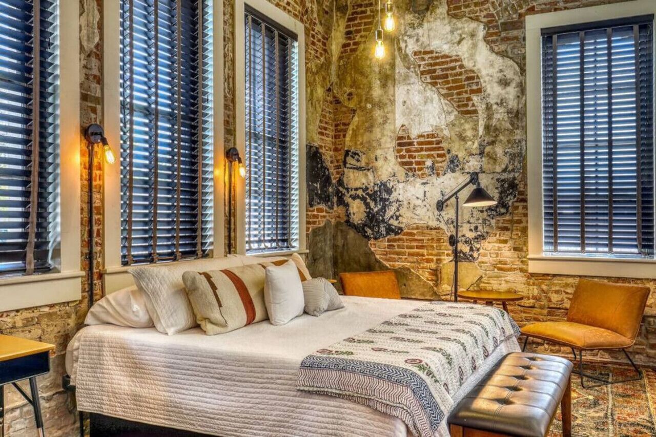 Schreibtisch, WLAN, Bettwäsche