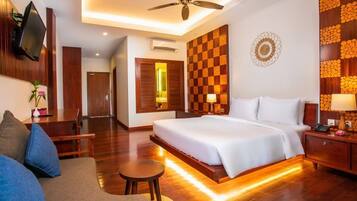 Deluxe Double Room | Egyptian cotton sheets, premium bedding, down comforters, pillowtop beds