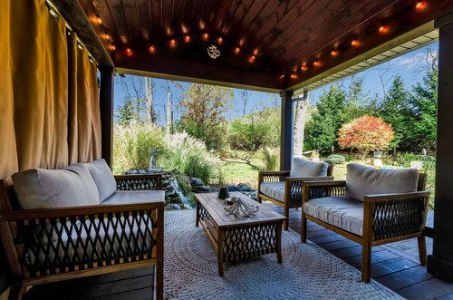 EVL Zen Retreat:game rm,hot tub,steps 2town&trails