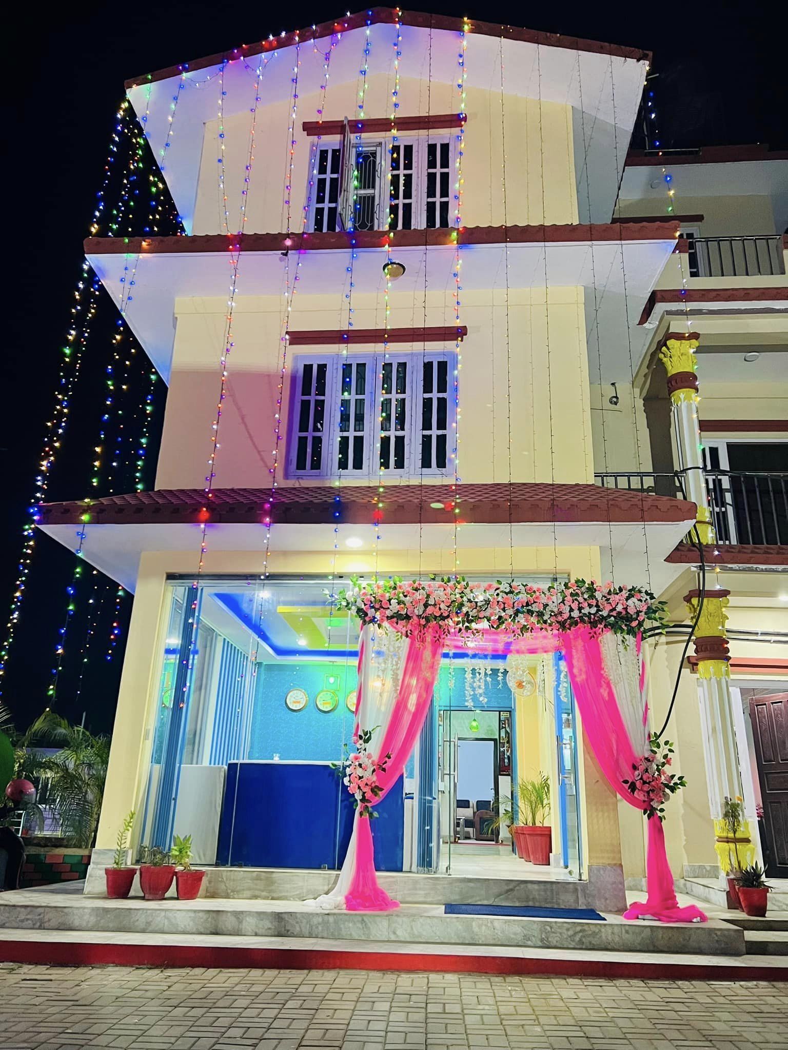 ด้านหน้าที่พัก