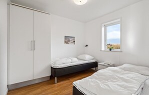 2 bedrooms, free WiFi
