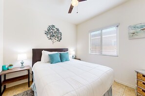 3 bedrooms, iron/ironing board, Internet, bed sheets