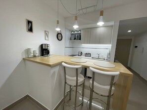 Apartment, Multiple Bedrooms, Accessible, Smoking | Private kitchen - Moderno Estudio En San Telmo- Paseo De La Cisterna (Buenos Aires)