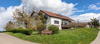 Apartment 'Kirschbaum' with Balcony and Wi-Fi