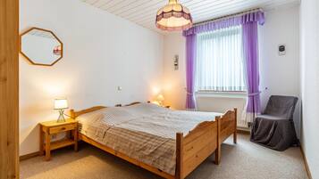 4 habitaciones, tabla de planchar con plancha y wifi gratis