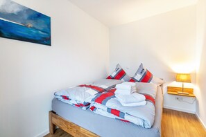 1 bedroom, free WiFi, bed sheets, wheelchair access - Apartment 'Winderatt 2' with Private Terrace, Shared Garden and Wi-Fi (Husby)