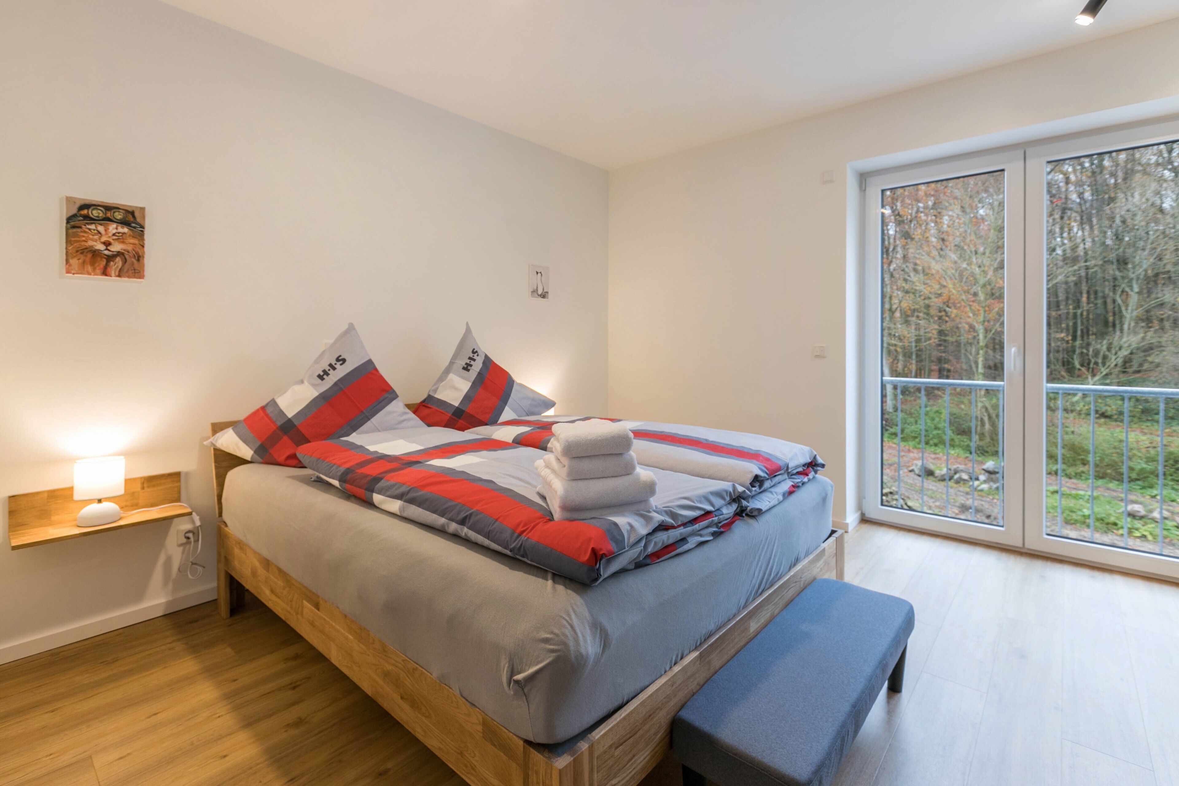 Free WiFi, bed sheets