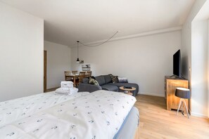 Interior - Apartment 'Hodderup 10' with Shared Garden and Wi-Fi (Husby)