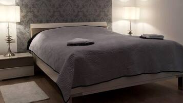 1 bedroom, iron/ironing board, free WiFi, bed sheets