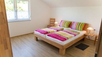 2 chambres, fer et planche Ă repasser, Wi-Fi gratuit, draps fournis