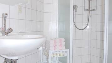 Dusch, hÄrtork och handdukar