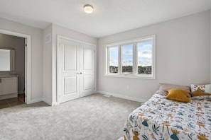 4 habitaciones, cuna de viaje, wifi y ropa de cama