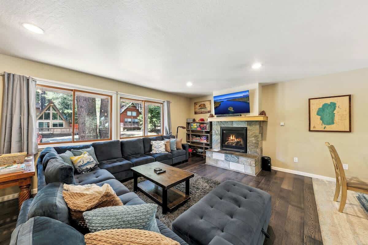 Smart TV, fireplace, offices