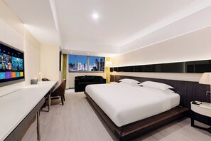 Chambre Simple Affaires | Coffres-forts dans les chambres, bureau