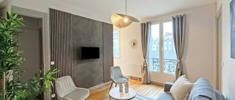 Télévision, espaces bureaux