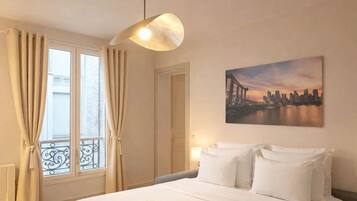 1 chambre, fer et planche Ă repasser, lit parapluie, Wi-Fi