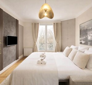 1 bedroom, iron/ironing board, travel cot, WiFi