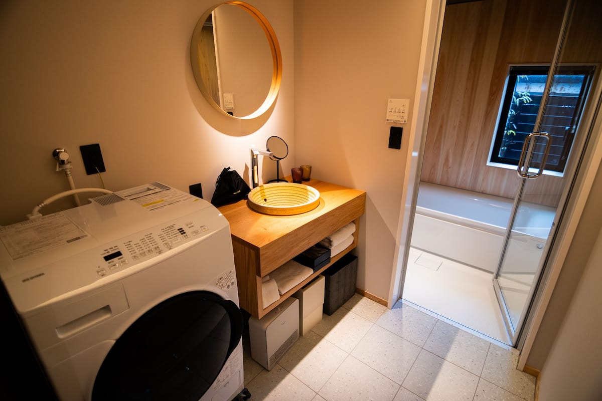 UROKO: "Machiya" Two-Storey Tatami Bedroom Suite with Courtyard, 56sqm, Non-Smoking | 1 bedroom, free minibar, laptop workspace, free WiFi