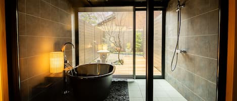 MATSUKAWABISHI: "Machiya" Two-Storey Suite with Courtyard and Bath with a View, 65sqm, Non-Smoking | Bathroom | Combined shower/bathtub, deep-soaking bathtub, free toiletries