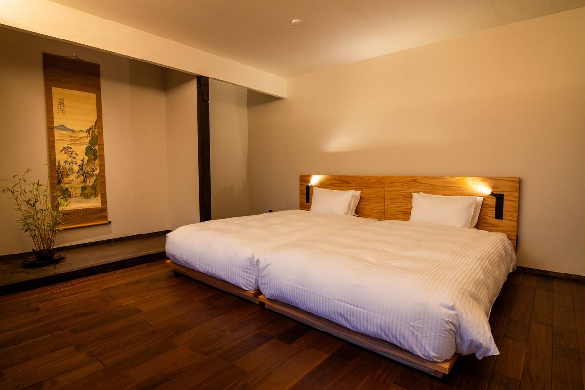 ห้องพัก, ปลอดบุหรี่ (YABANE) | มินิบาร์ฟรี, พื้นที่ทำงานแบบใช้แล็ปท็อป, Wi-Fi ฟรี, ผ้าปูที่นอน