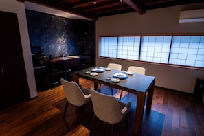 BISHAMON: "Machiya" Two-Storey Suite with Tatami Room, Connecting Room, 89sqm, Non-Smoking