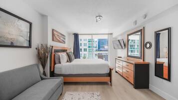 1 bedroom, desk, iron/ironing board, free WiFi