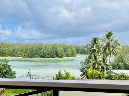 Muri Motu Outlook Cottage 1