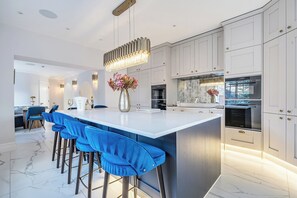 Fridge, dishwasher, electric kettle, toaster