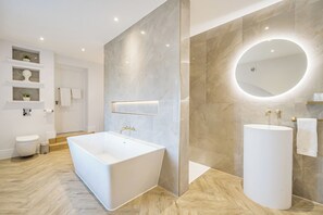 Shower - Otherton Hall (Stafford)