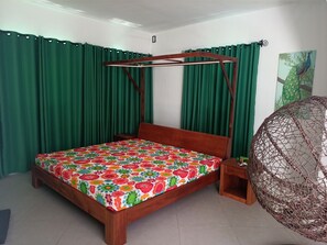 3 bedrooms, iron/ironing board, WiFi, bed sheets - Villa du Bonheur (Mahajanga)