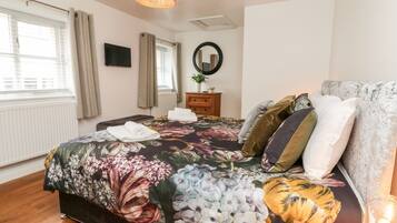 1 makuuhuone, yksilöllisesti sisustettu, yksilöllisesti kalustettu