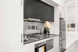 Fridge, microwave, oven, stovetop