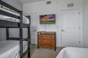 3 Schlafzimmer, Bügeleisen/Bügelbrett, Reisekinderbett, WLAN