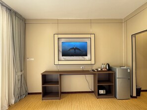 Habitación cuádruple familiar | Sábanas de algodón egipcio, ropa de cama de alta calidad y edredón 