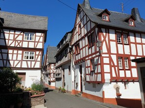 Exterior - Holiday Home Am Moselstausee für 4 Personen im Weinort St. Aldegund an der Mosel (St. Aldegund)