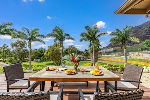 Amazing Ocean Views, Game Room & Modern Design | Aloha Breeze 932 by AvantStay