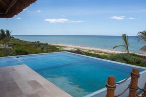 Alberca al aire libre