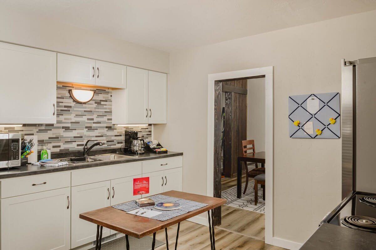 Packard Place - 3br Downtown