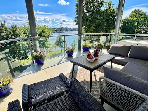 Wohlfühl-wohnung mit Ausblick! Ihr Idealer Ausgangspunkt für den Ostsee-urlaub