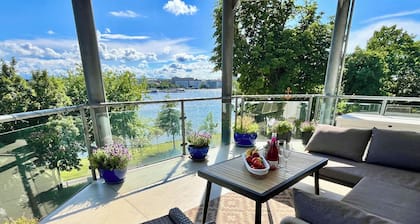 Wohlfühl-wohnung mit Ausblick! Ihr Idealer Ausgangspunkt für den Ostsee-urlaub