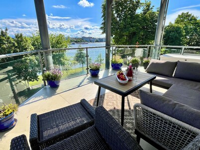 Wohlfühl-wohnung mit Ausblick! Ihr Idealer Ausgangspunkt für den Ostsee-urlaub