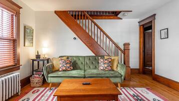 Smart TV, books, offices