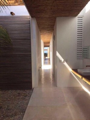 Interior - Secluded but not Isolated - Perfect Beach Vacation (Puerto Escondido)