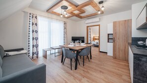 Apartament (A 16) | Coin séjour | Télévision à écran plat