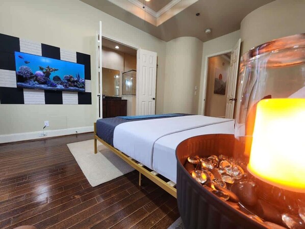 3 habitaciones, tabla de planchar con plancha, wifi y ropa de cama 