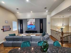 Interior - FIFA Fan | Galleria | Private Pool | Garage (Houston)