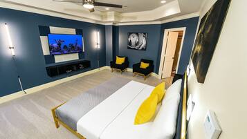 3 bedrooms, iron/ironing board, travel crib, free WiFi