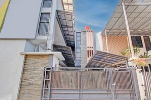 Front of property - OYO 93209 Guest House Cemara 3 (Tegal)