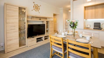 Apartment (1 B) | Living area | Flat-screen TV