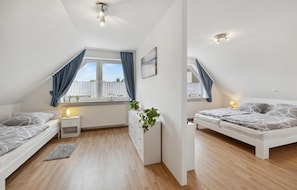 3 chambres, lit parapluie, Wi-Fi gratuit, draps fournis
